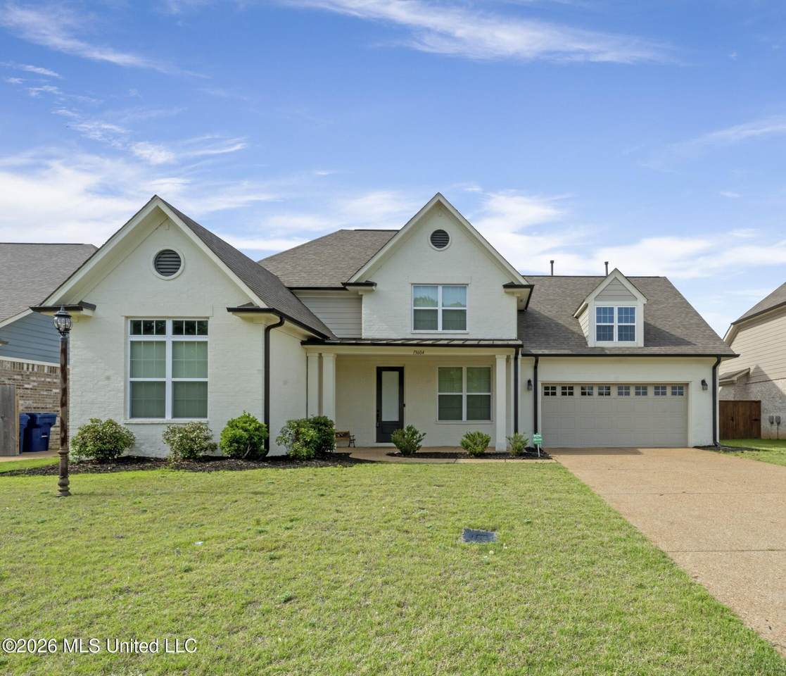 13604 Live Oak Loop - Photo 1