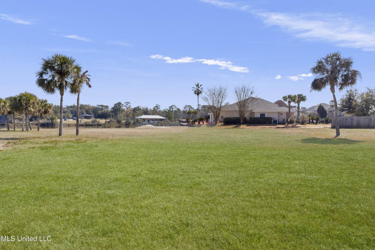  Bayou Laporte Drive - Photo 1