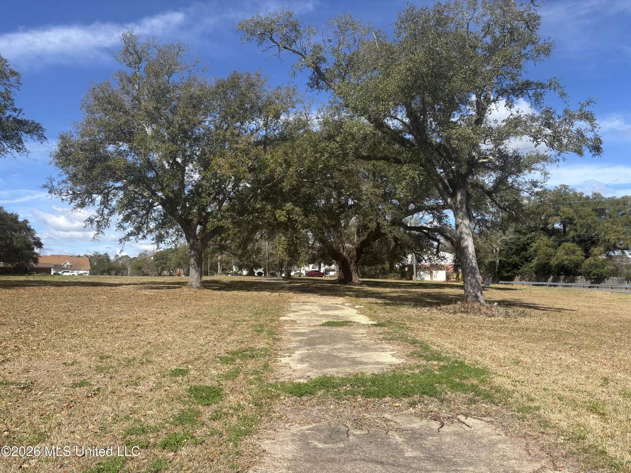535 Kahler Street - Photo 1