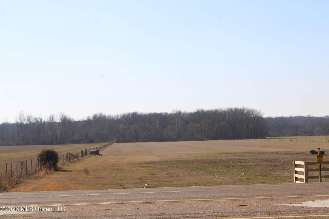 https://bt-photos.global.ssl.fastly.net/united/1280_boomver_2_4141103-2.jpg