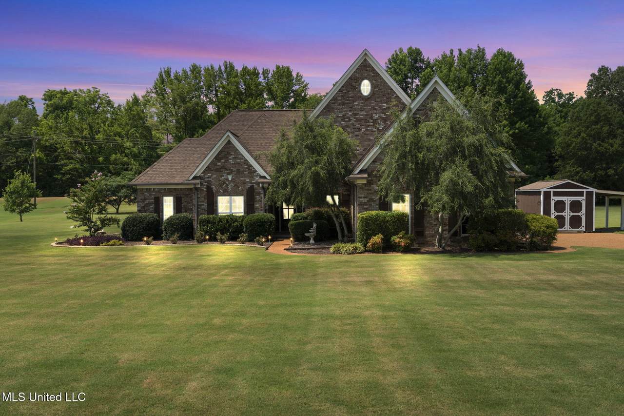 10080 Green Forest Drive - Photo 1
