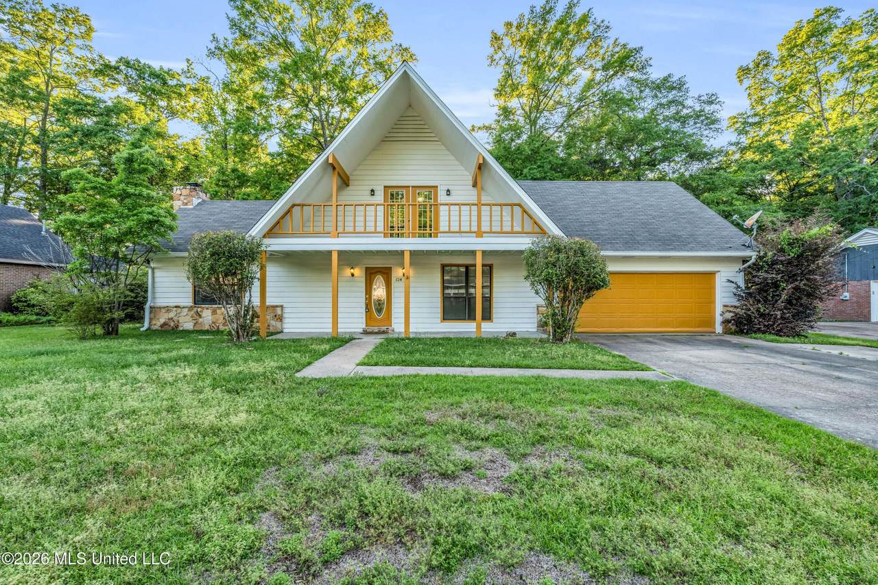 124 Cedar Drive - Photo 1