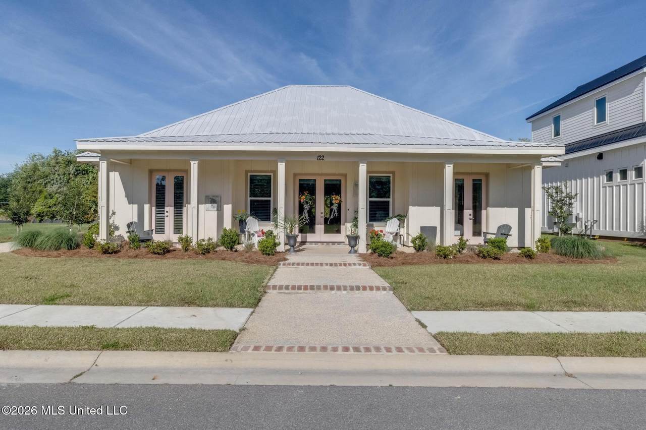 122 Seaside Oaks Drive - Photo 1