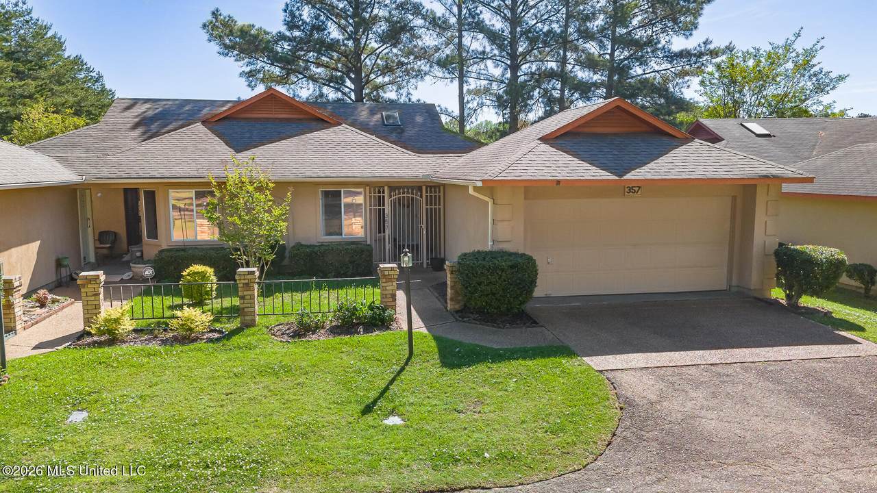 357 Cascades Circle - Photo 1