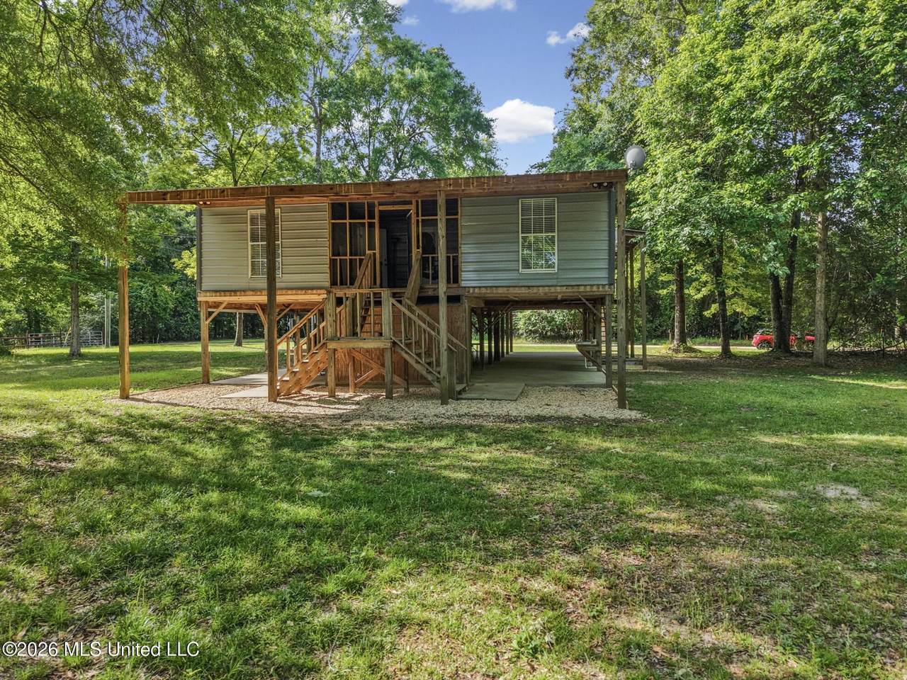 143 Ralph's Drive - Photo 1