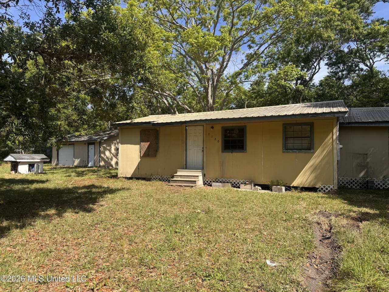 8520 Hyacinth Way - Photo 1