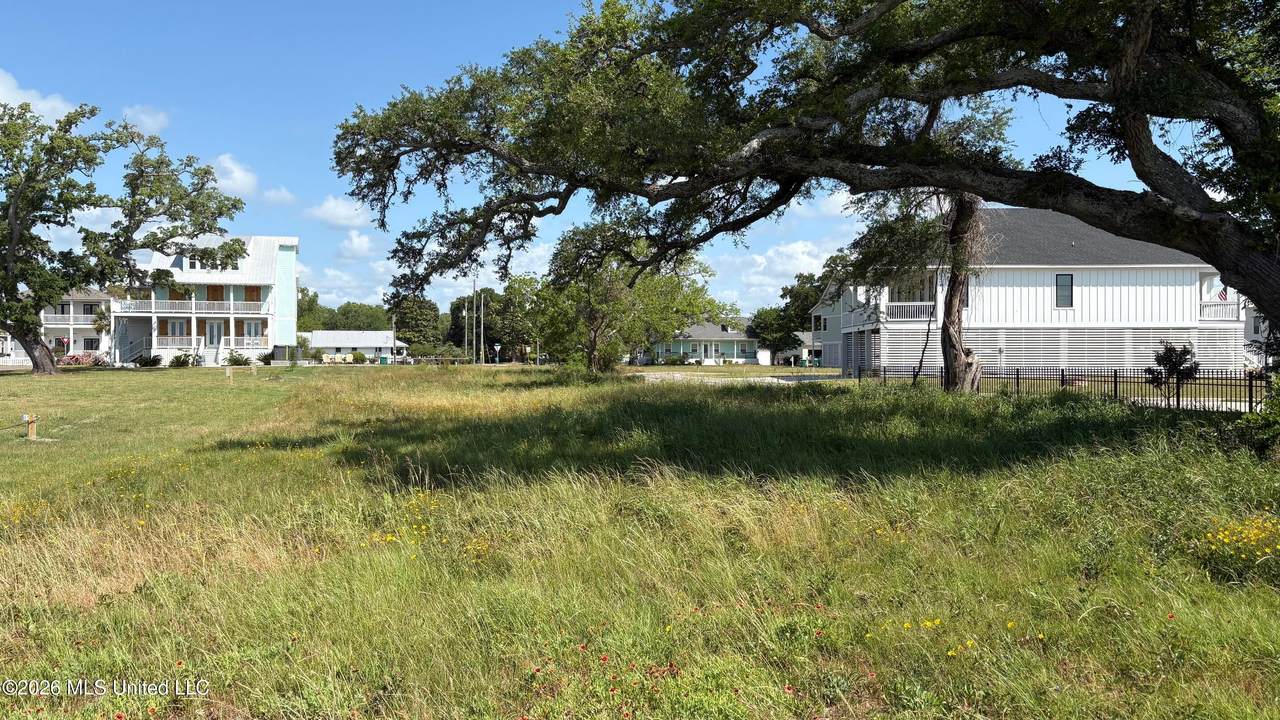 https://bt-photos.global.ssl.fastly.net/united/1280_boomver_2_4146974-2.jpg
