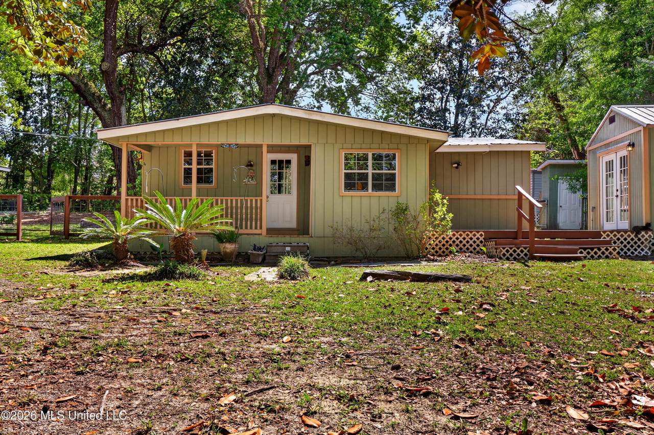 7721 Ridge Gate Road - Photo 1