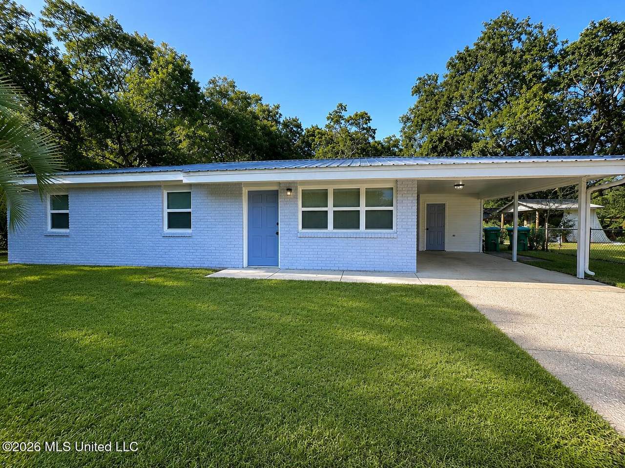 107 Elliott Place - Photo 1