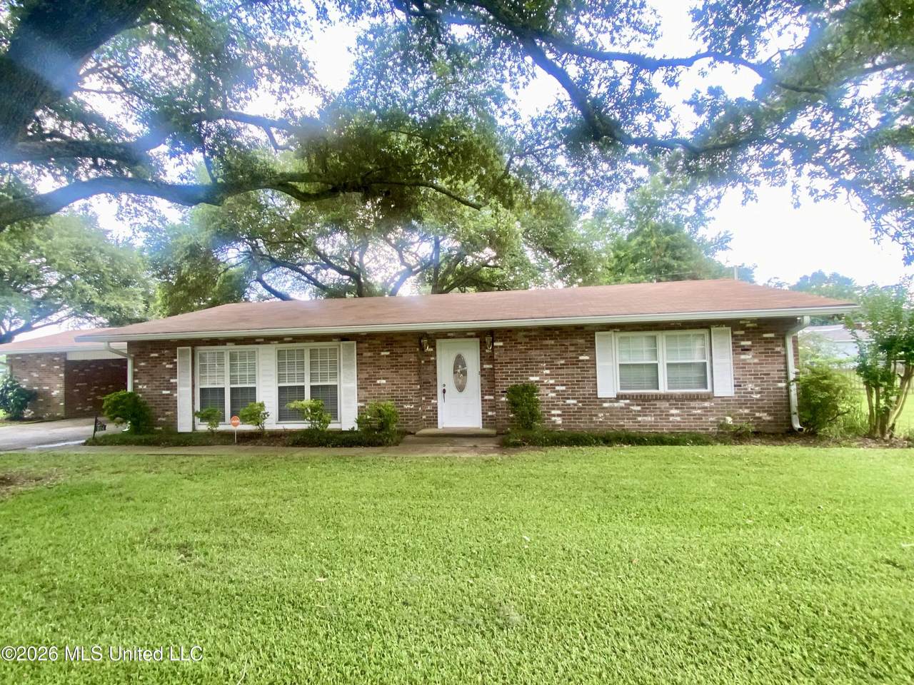 914 Lee Avenue - Photo 1