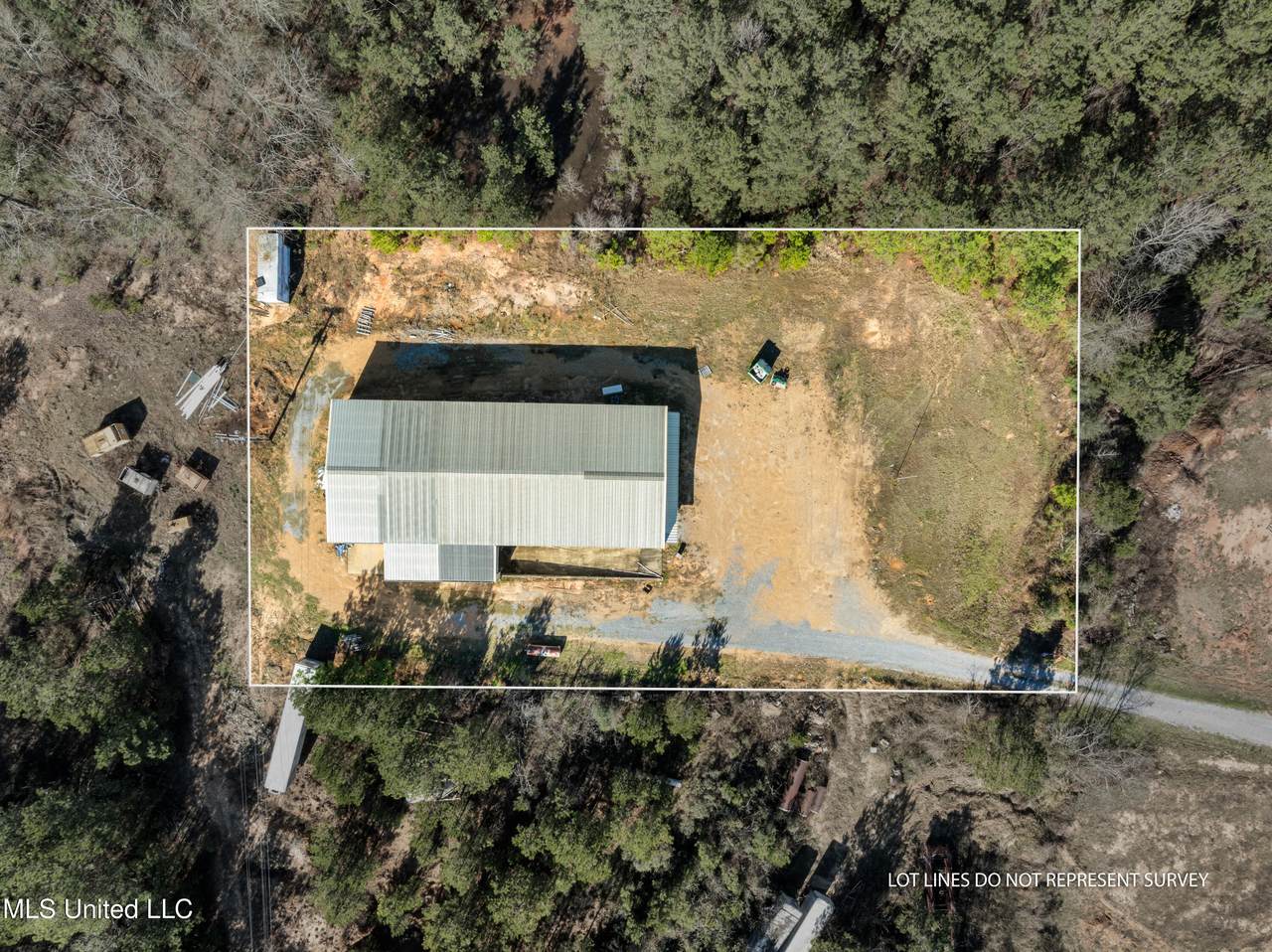 4105 Hwy 11 - Photo 1