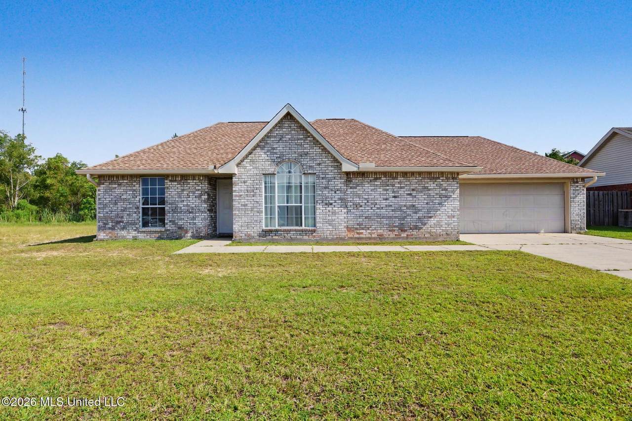 2313 Paula Circle - Photo 1