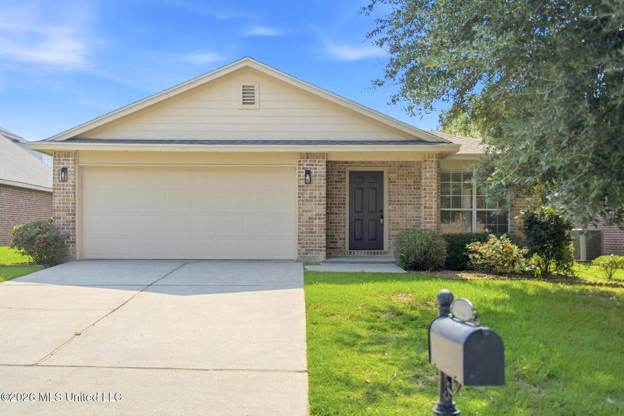 10341 Huntleigh Drive - Photo 1