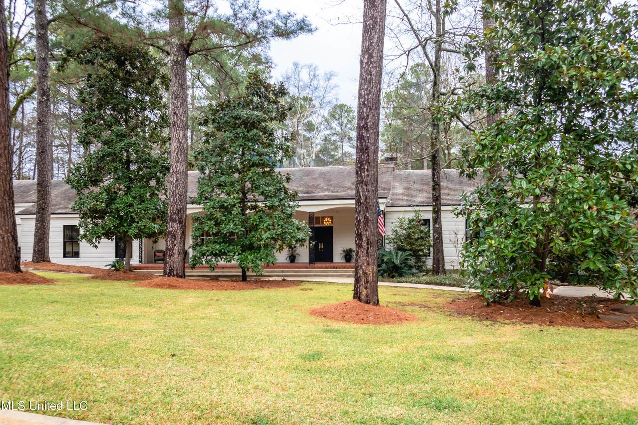 1900 Eastover Drive - Photo 1