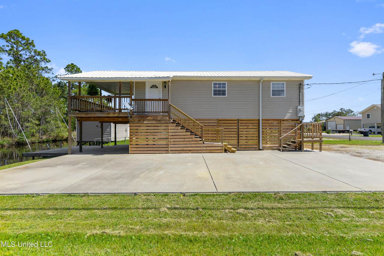10025 Mississippi Street - Photo 1