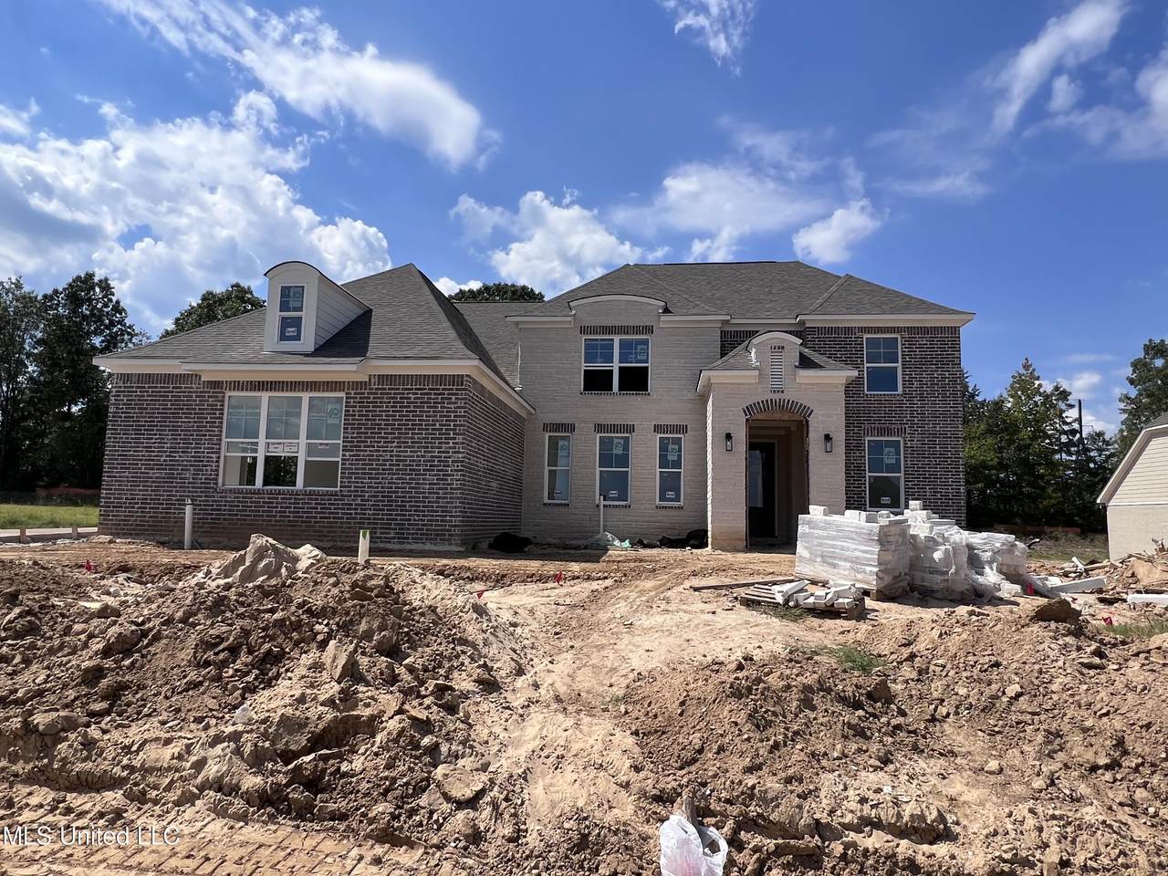 3911 Fieldstream Drive - Photo 1