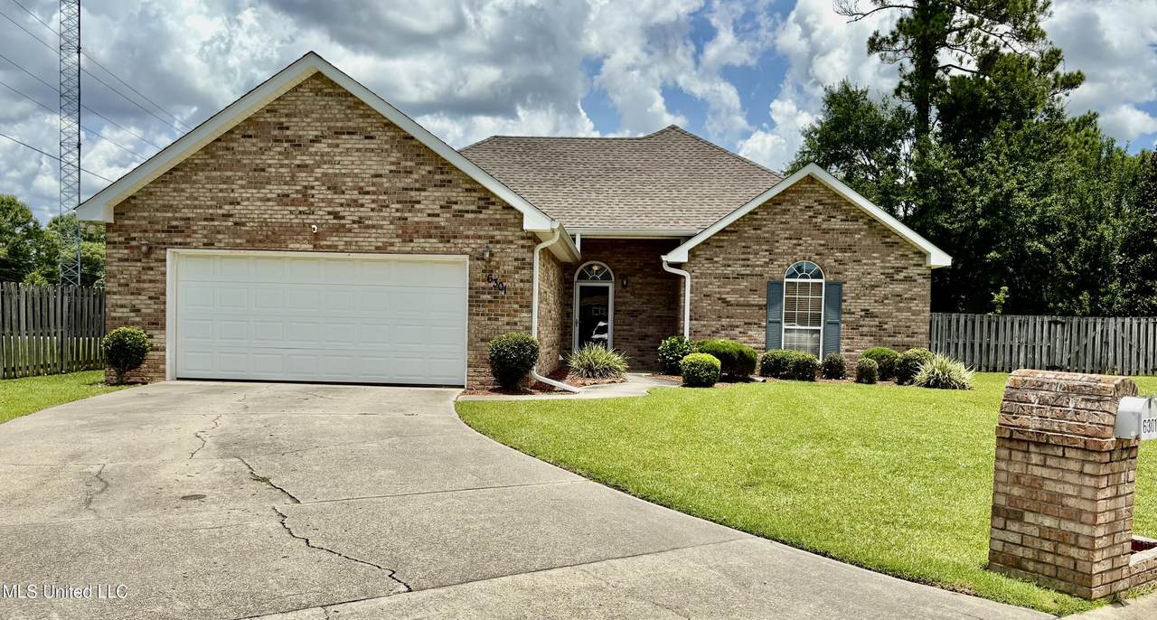 6301 Wimbledon Cove - Photo 1