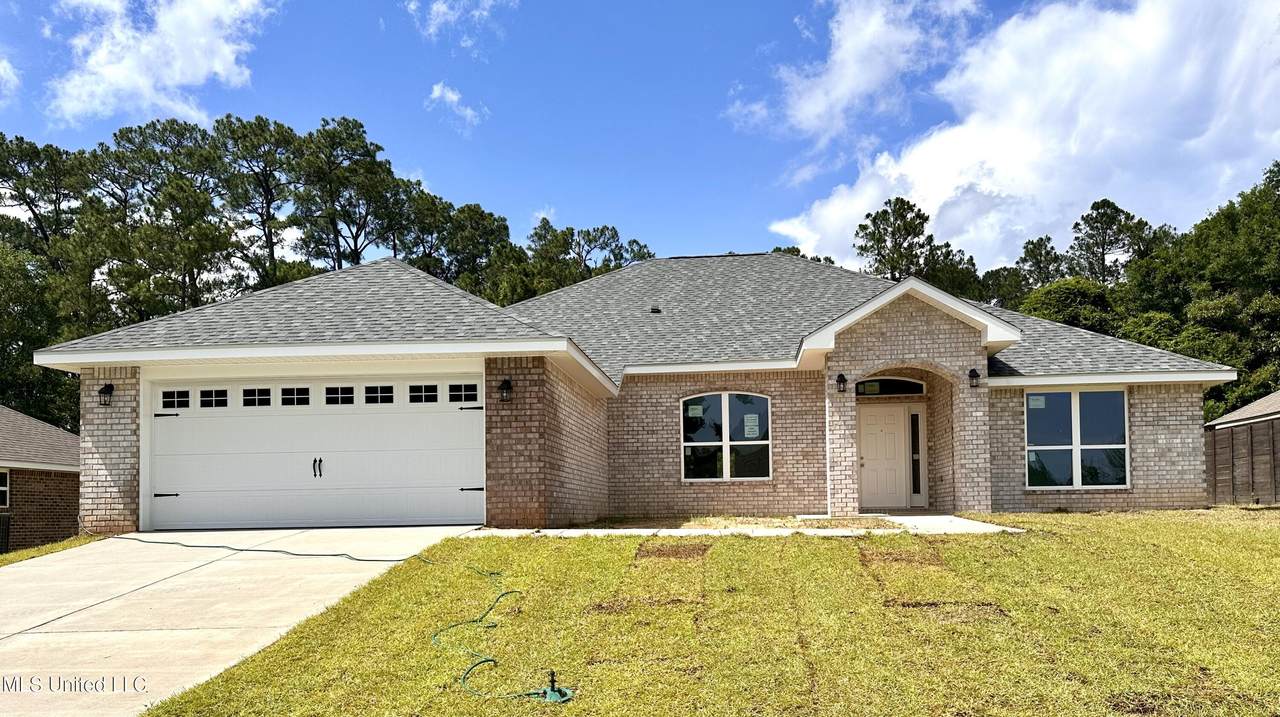 6256 Emerald Lake Drive - Photo 1