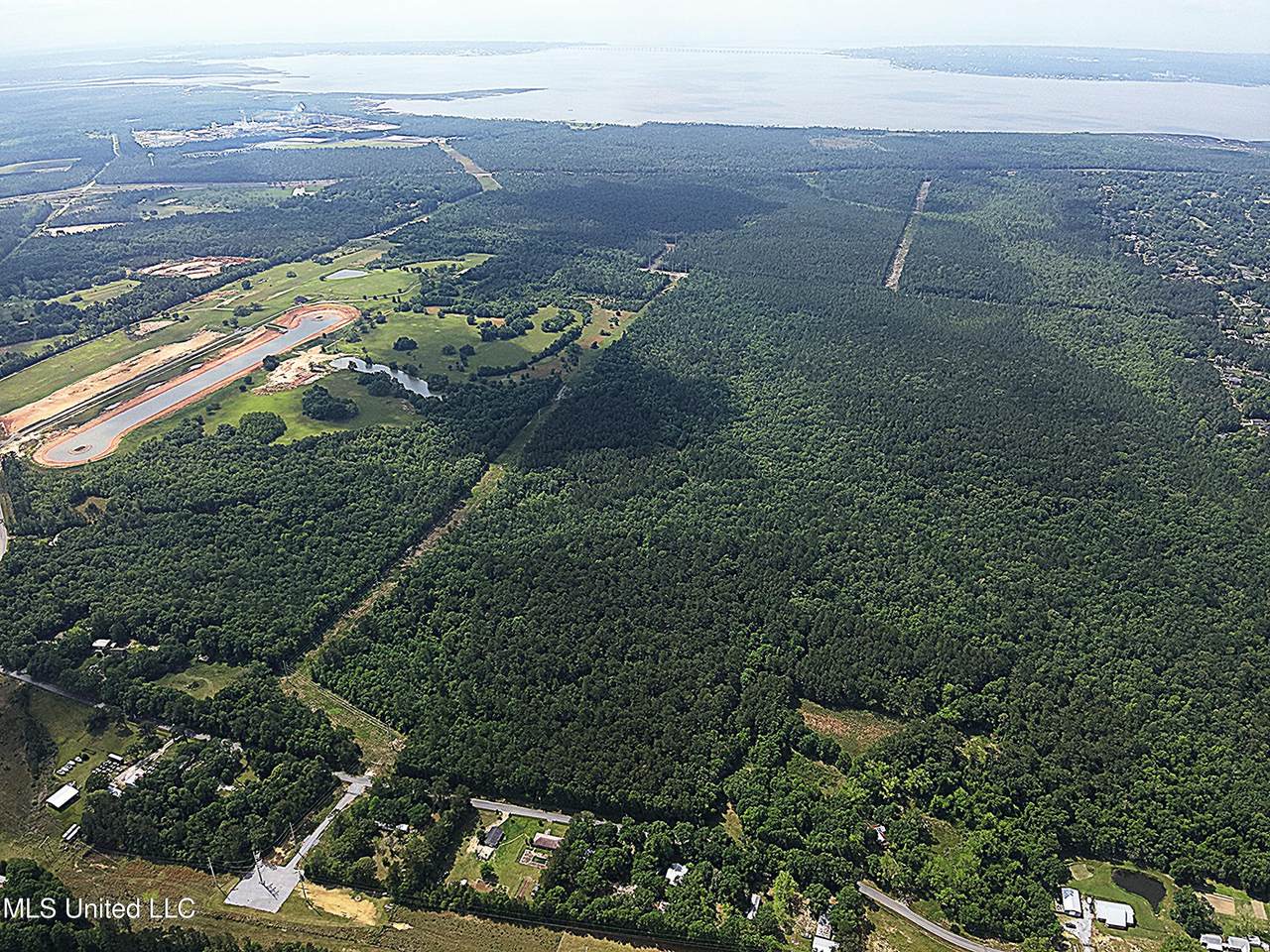  Interstate 10 - Photo 1