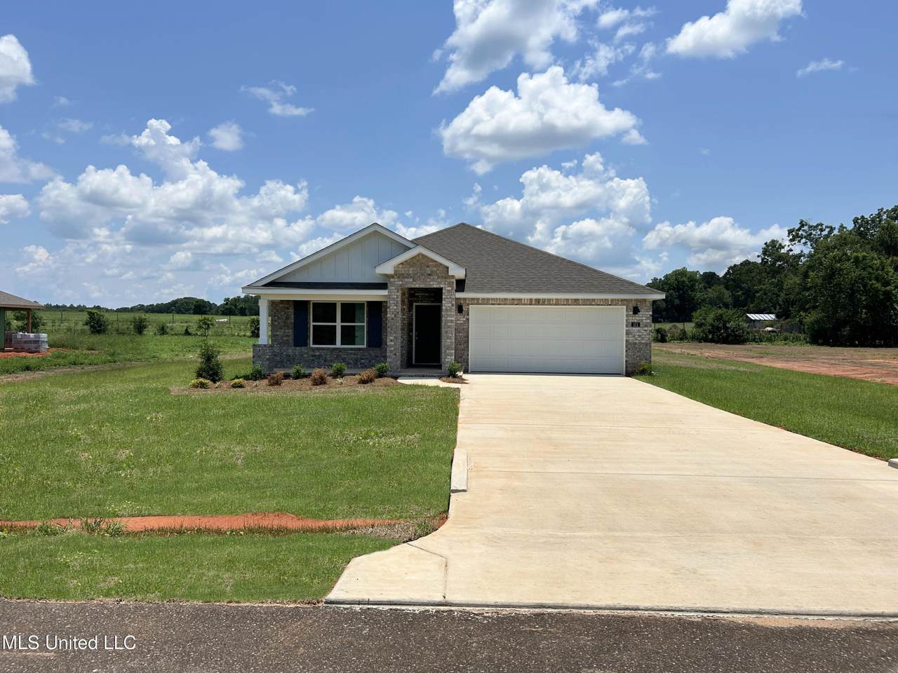 111 Mill Court - Photo 1