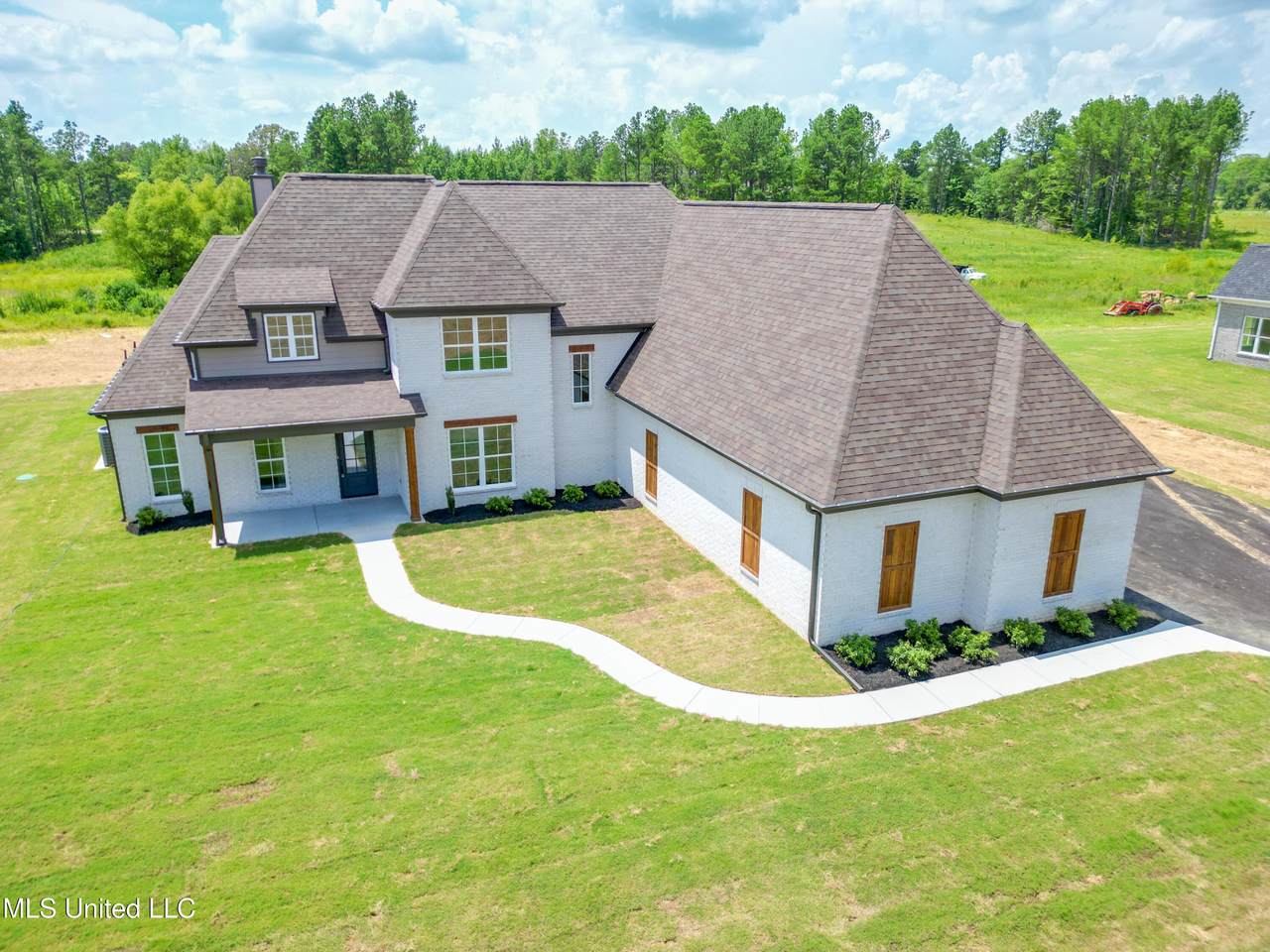 665 Fogg Road - Photo 1
