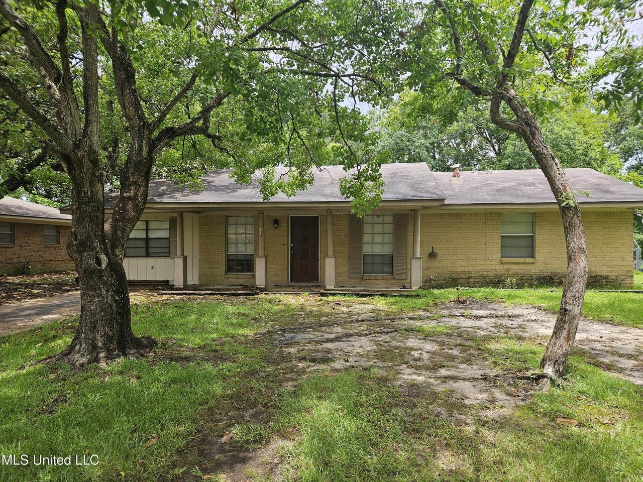154 Ben Drive - Photo 1