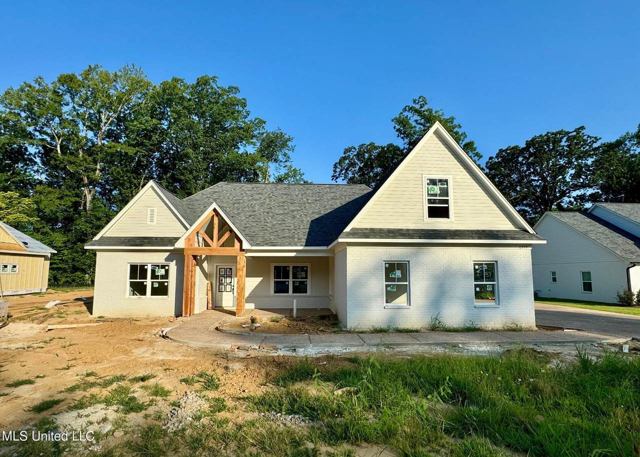 6579 Grand Oak Lane - Photo 1