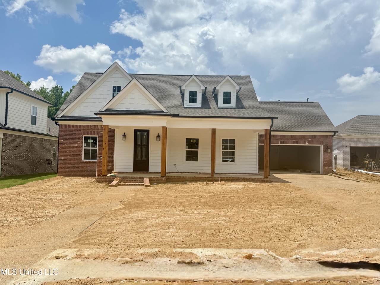 1347 Creekside Lane - Photo 1