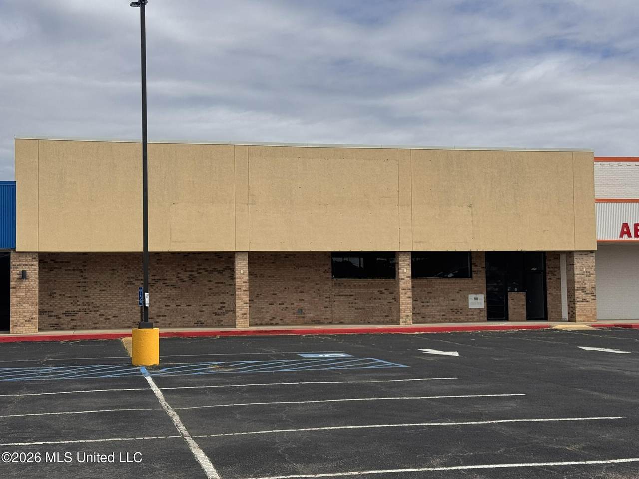 370 Pass Road - Photo 1