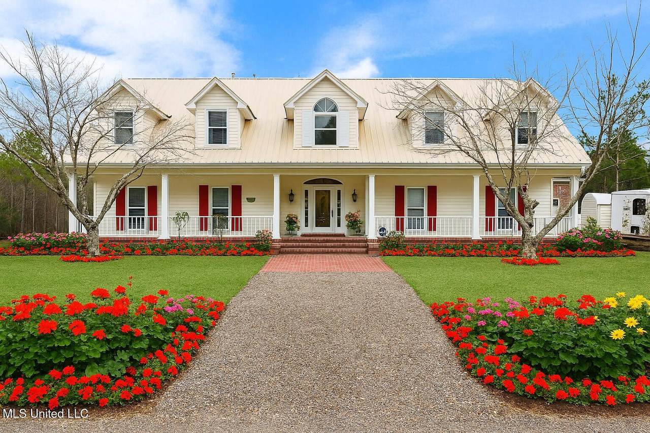 139 Pine Ridge Cove - Photo 1