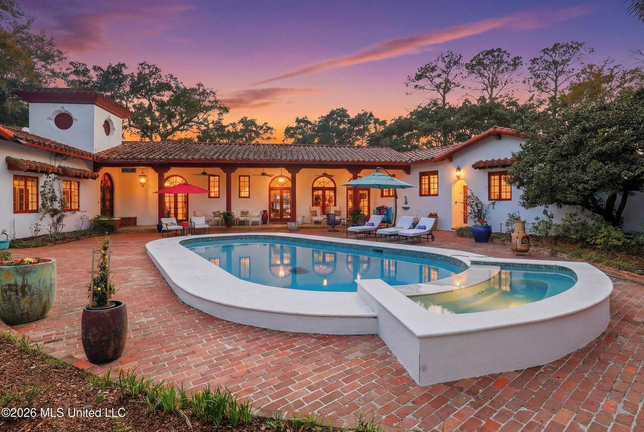 13801 Arbor Circle - Photo 1