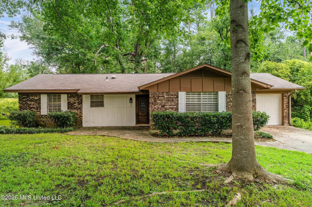 100 Virginia Drive - Photo 1