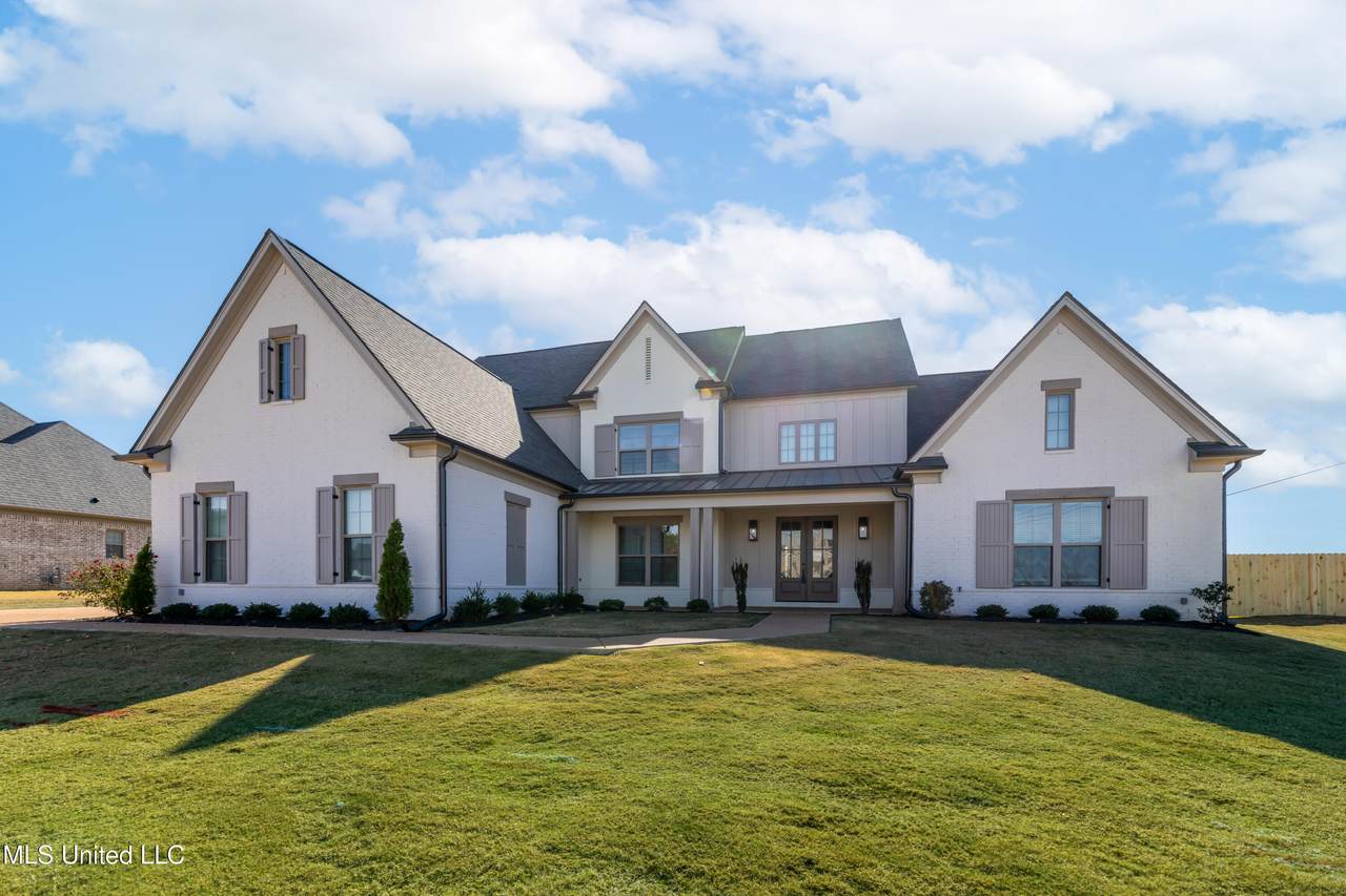 7019 Scarlet Street - Photo 1