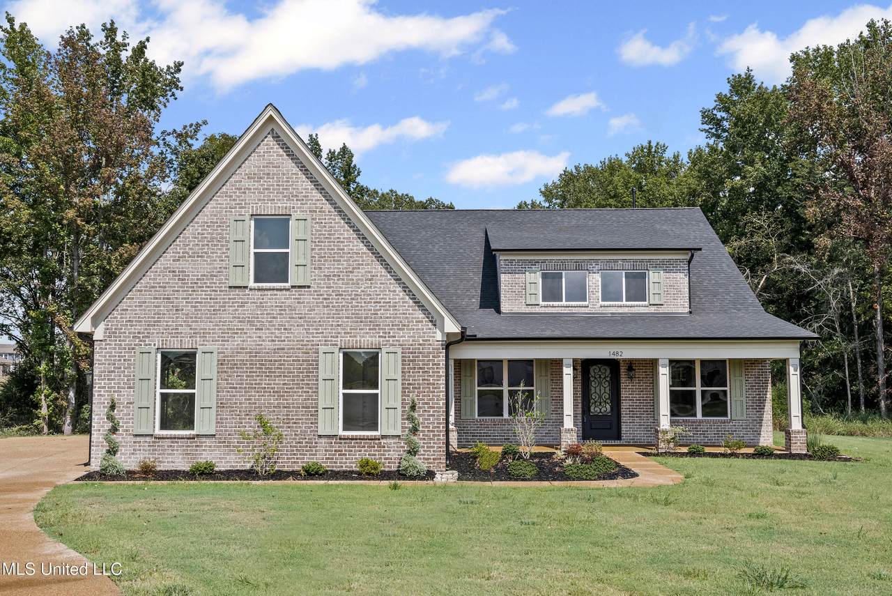 1482 John Thomas Cove - Photo 1