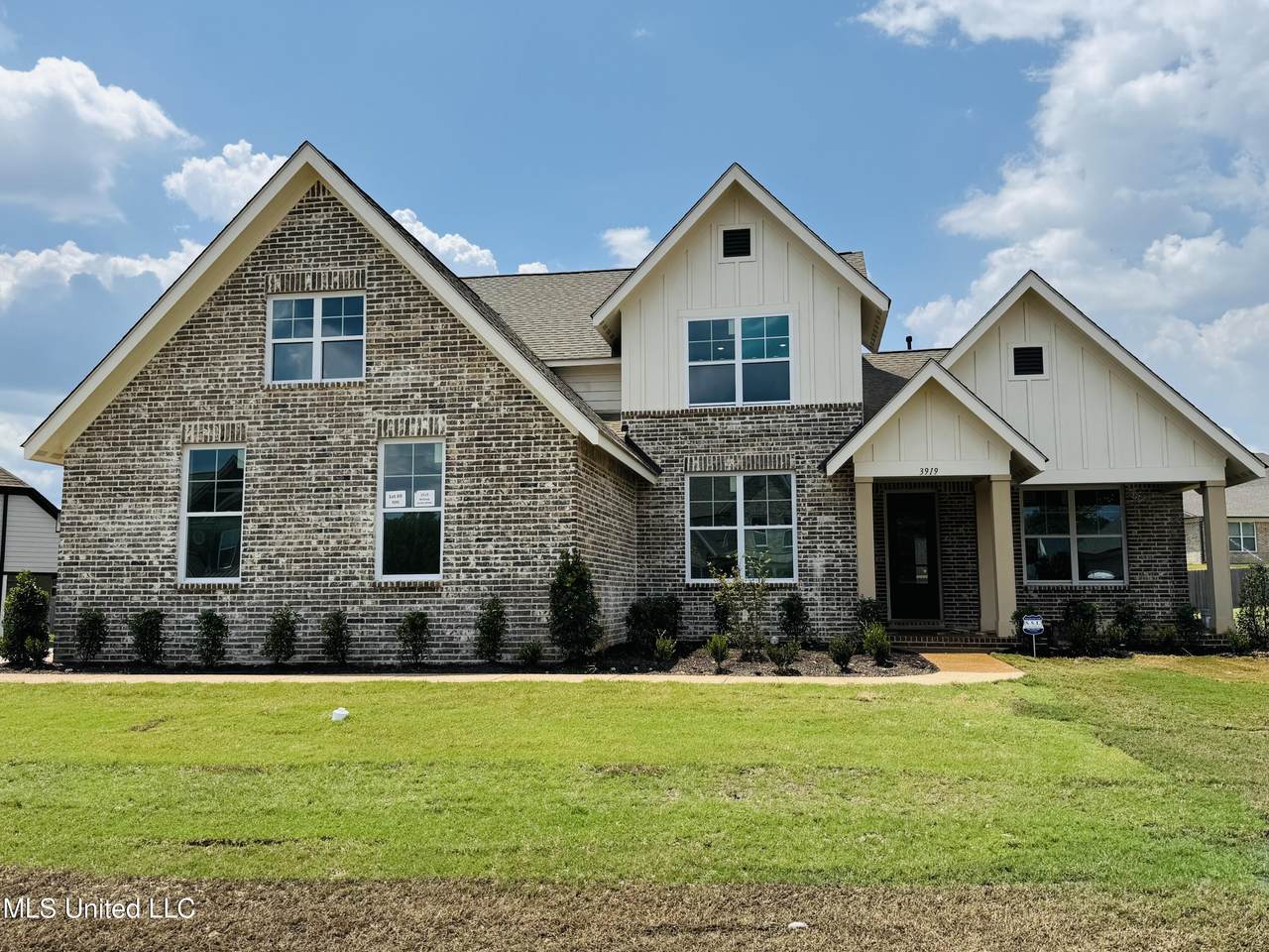 3919 Mcelroy Farms Drive - Photo 1