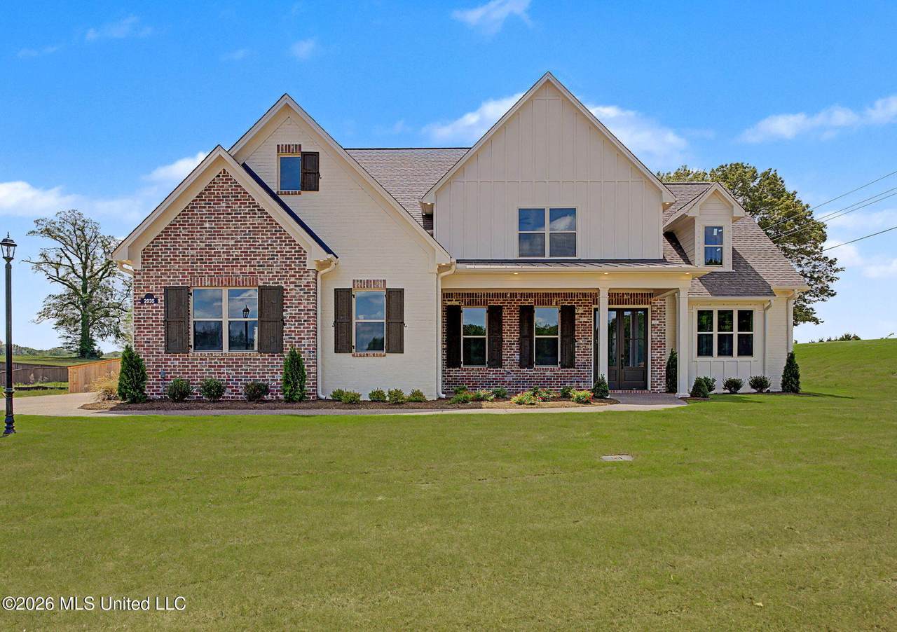 2035 Livingston Way - Photo 1