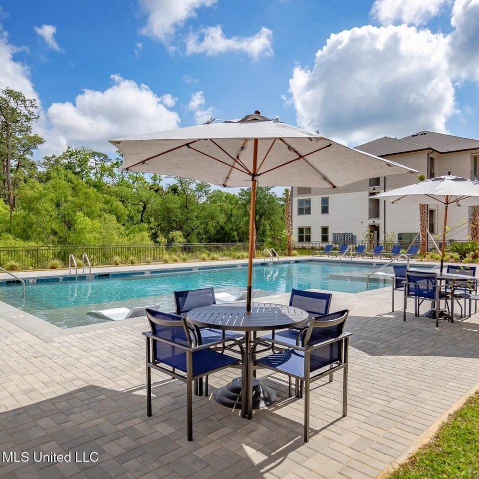 2501 Bienville Boulevard - Photo 1