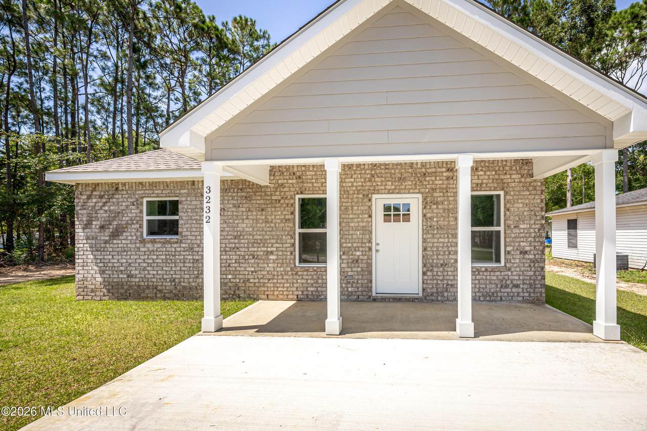 3232 Grouper Road - Photo 1