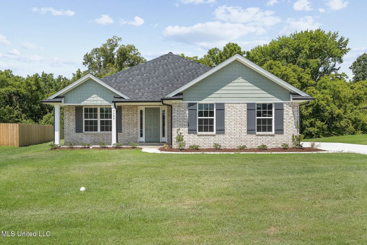 7709 Mary Mccoy Drive - Photo 1