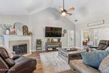 9948 Victor Drive - Photo 5