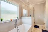 368 Goose Pointe Boulevard - Photo 15