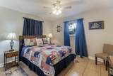 2182 Collins Boulevard - Photo 18