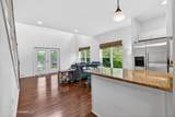 153 Markham Drive - Photo 36