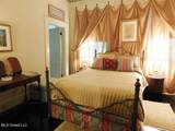 406 Orleans Street - Photo 8