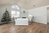 8729 Parkview Oaks Circle - Photo 16