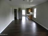 270 Rodenberg Avenue - Photo 2
