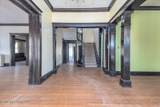 195 Walthall Street - Photo 4