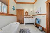 405 Carroll Avenue - Photo 25