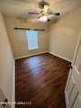 111 Armand Oaks - Photo 18
