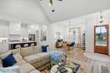 102 Sweetbriar Court - Photo 8